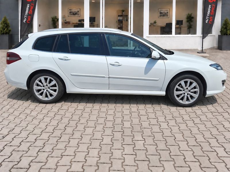 Renault Laguna (2013) 2.0dCi 110kW BLACK EDITION - fotka 9 z 33