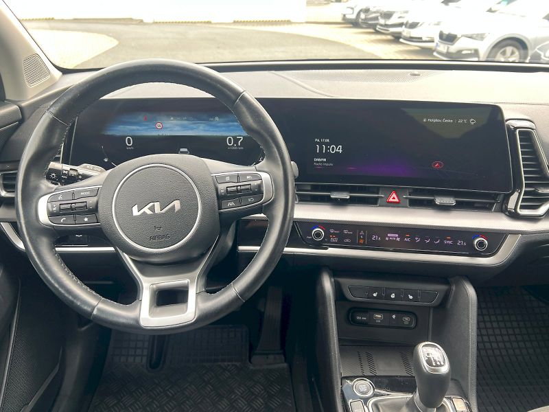 Kia Sportage (2022) Exclusive 1.6 GDI 110 kW 6°man - fotka 20 z 34