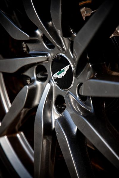 Aston Martin DB11 (2019) Aston Martin DB11 V8 510 koní  - fotka 4 z 13