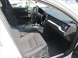 Volvo V60 2,0 D 145kW Momentum mHEV AUT - náhled 10