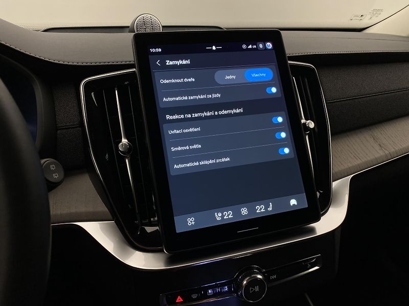 Volvo XC90 T8 AWD RECHARGE BRIGHT PLUS 7m - fotka 57 z 67
