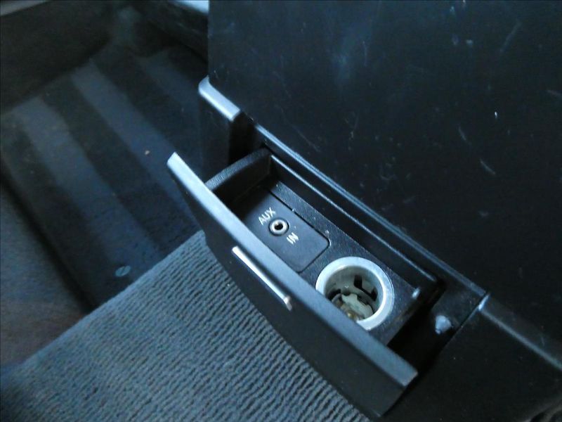 BMW X3 2,0 d xDrive 130kW,automat,TZ - fotka 26 z 38