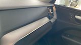 Volvo XC60 CORE, B4 AWD, 145+10 kW / 197+ - náhled 13