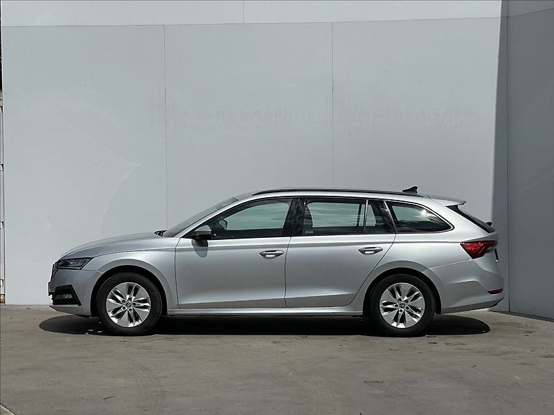 Škoda Octavia 2,0 TDI Combi Ambition Plus TA - fotka 2 z 23