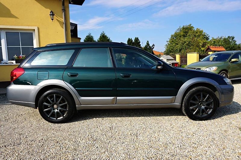 Subaru Outback (2004) 3,0R  H6 180 kW - fotka 3 z 52