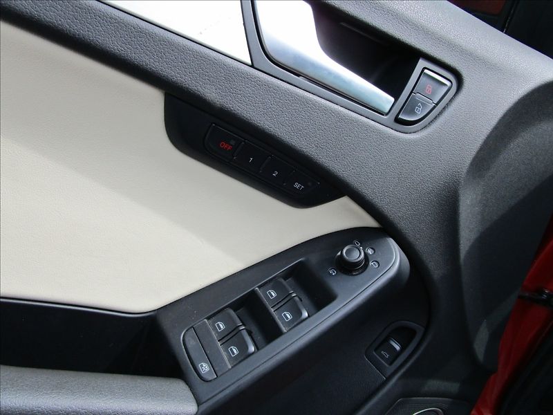 Audi A4 3.0FSi V6 Quattro S-Line - fotka 18 z 49