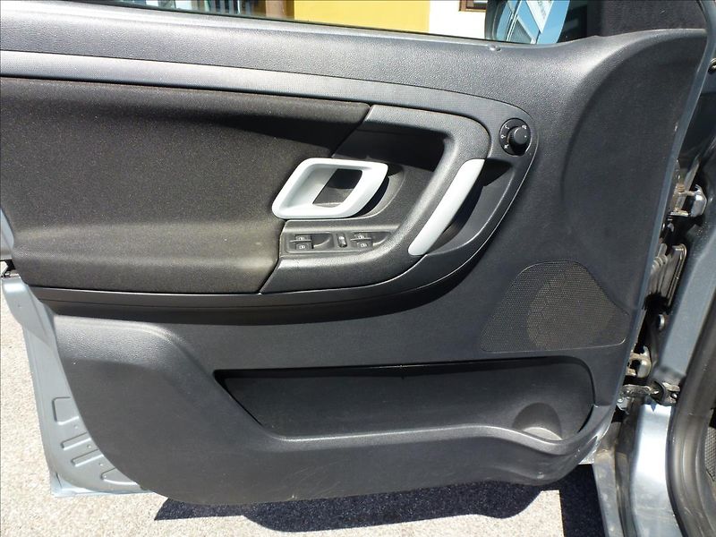 Škoda Roomster 1,9 TDI - BEZ DPF !!!  servisk - fotka 13 z 50