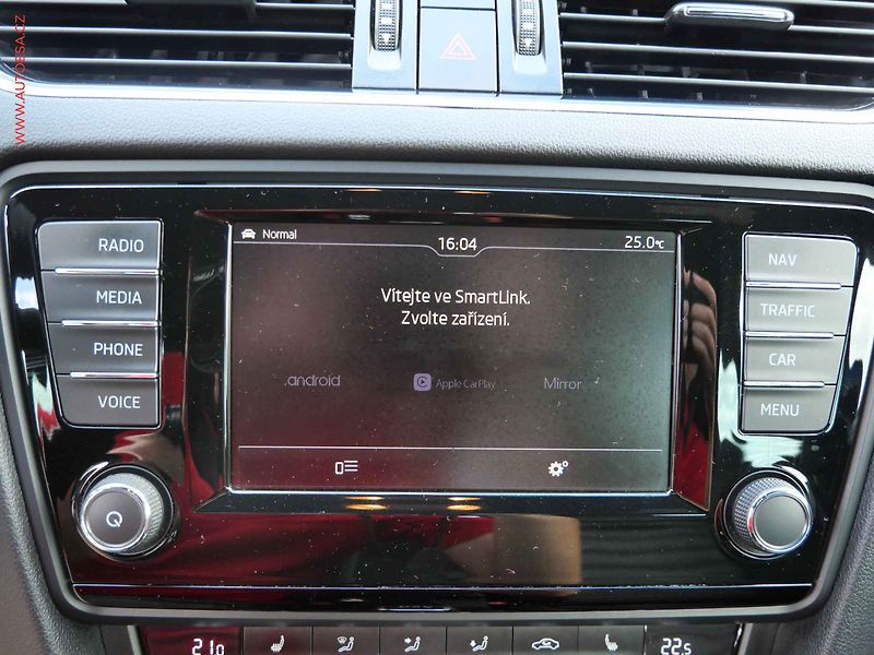Škoda Octavia (2015) 2.0 TDi, ČR, RS, DSG - fotka 23 z 27