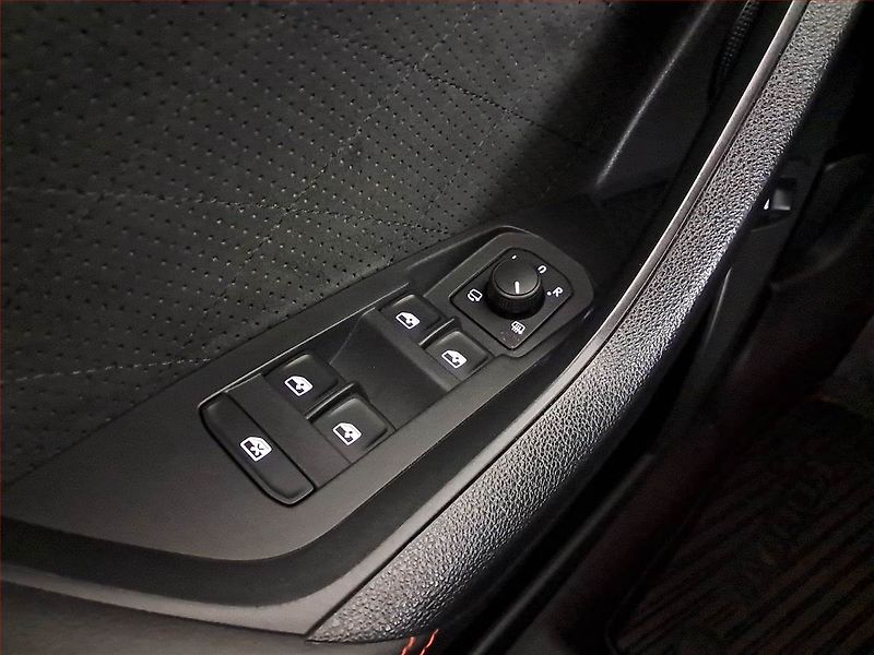 Škoda Kodiaq (2023) RS 2.0 TSI - fotka 17 z 21