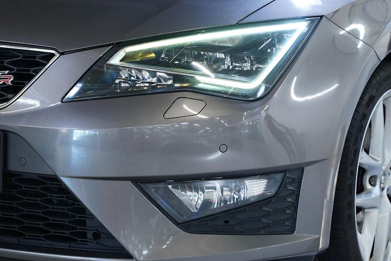 Seat Leon - fotka 9 z 26
