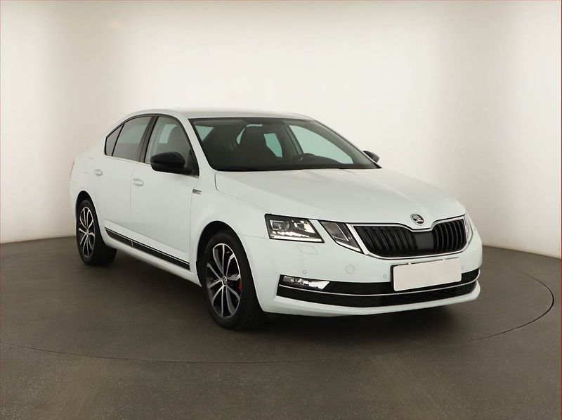 Škoda Octavia (2017) Style 1.6 TDI, Navi, Tempomat - fotografie inzerátu