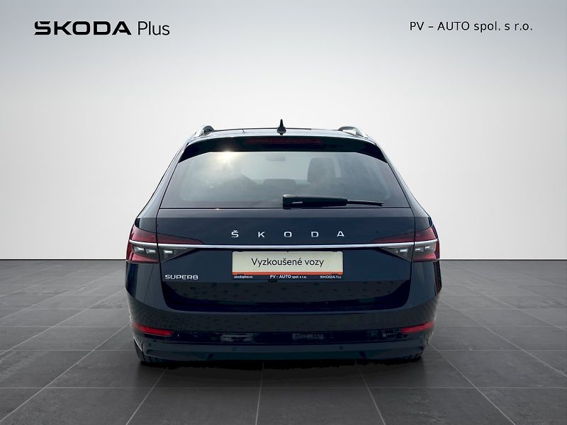Škoda Superb (2023) 2.0 TDI 110kW DSG Style Plus c - fotka 32 z 36