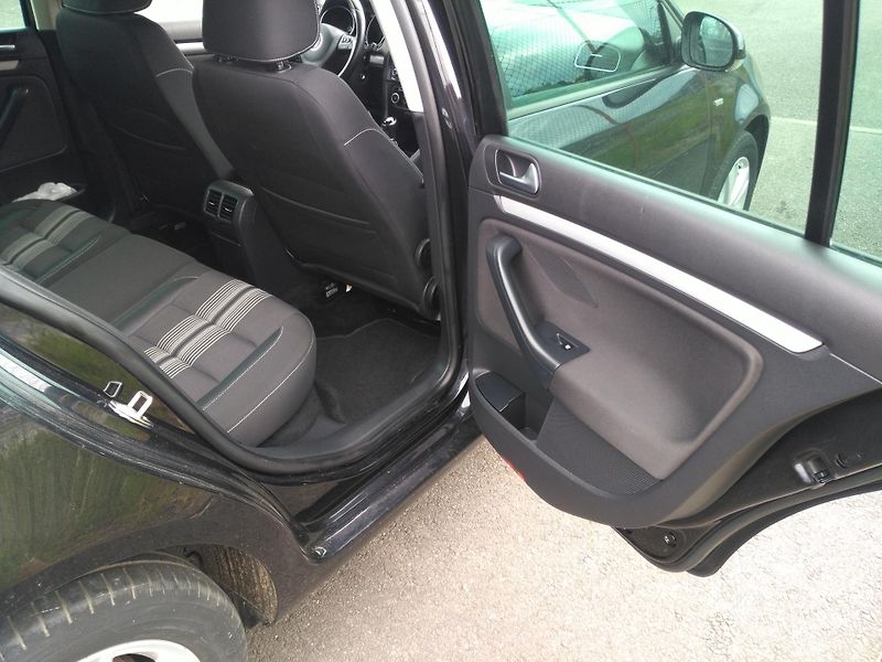 Volkswagen Golf Variant 1,2 TSI  MATCH /77 kW/ - fotka 36 z 41