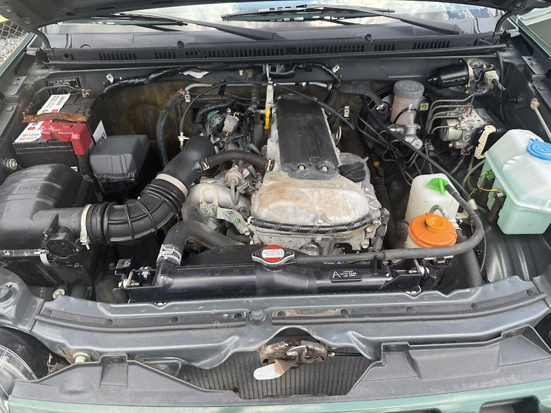 Suzuki Jimny 1,3i 4x4 63kW Tažné - fotka 21 z 21