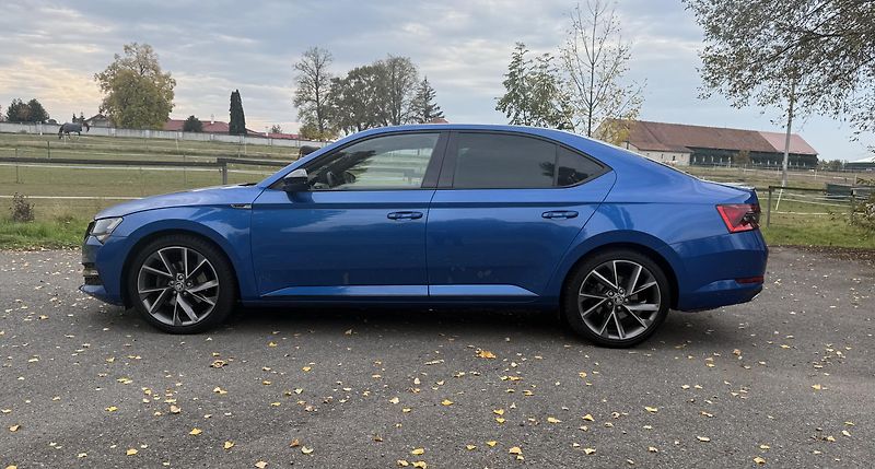 Škoda Superb (2022) ŠKODA SUPERB SPORTLINE 4x4  - fotka 10 z 20