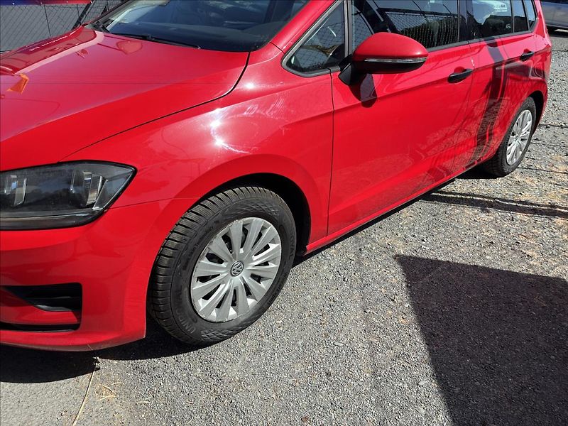 Volkswagen Golf Sportsvan 1,4 TSi 92 kW  Klima, 8x Pneu - fotka 35 z 48