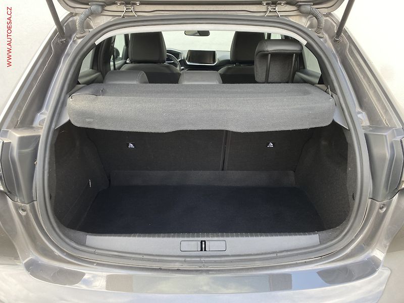 Peugeot 208 (2023) 1.2PT, Allure, LED - fotka 7 z 18