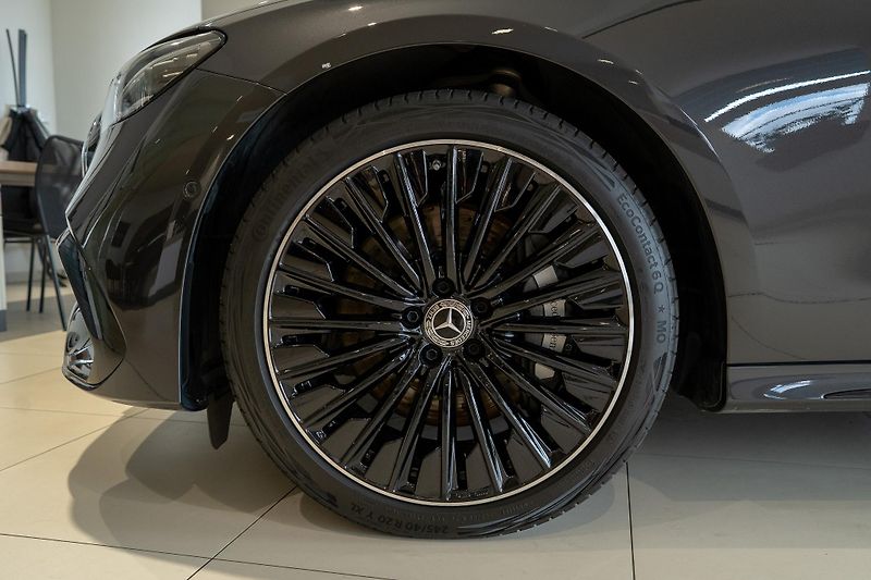 Mercedes-Benz Třídy E (2024) E 450 d 4M/AMGPREMIUM/360/ESP - fotka 6 z 19