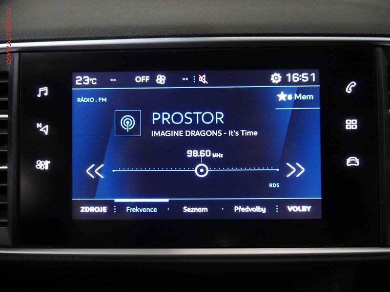 Peugeot 308 (2020) 1.5HDi, ČR, AC, tempo - fotka 12 z 17
