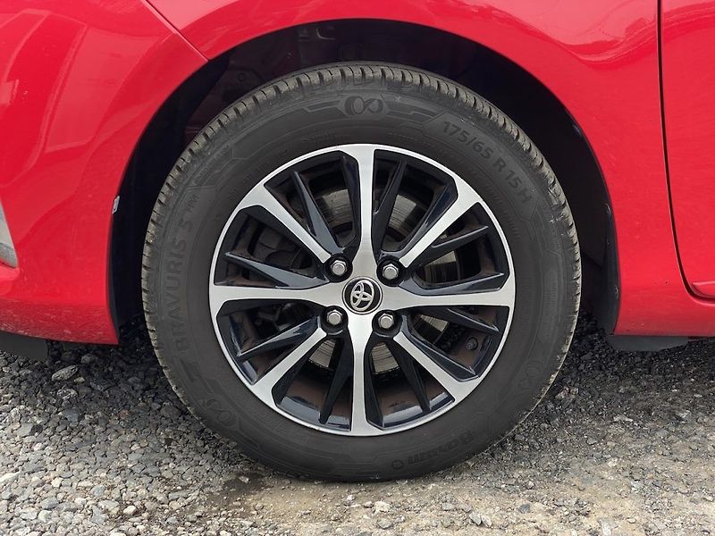 Toyota Yaris 1.5i, ČR, Trend, záruka - fotka 10 z 30
