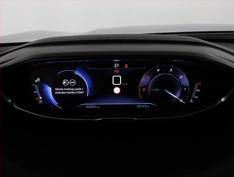 Peugeot 5008 (2019) GT Line 1.5 BlueHDi, Automat - fotka 9 z 19
