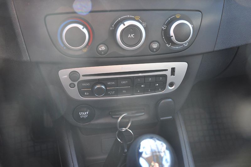 Renault Mégane 1.2TCe 85kW KOMBI - fotka 11 z 16