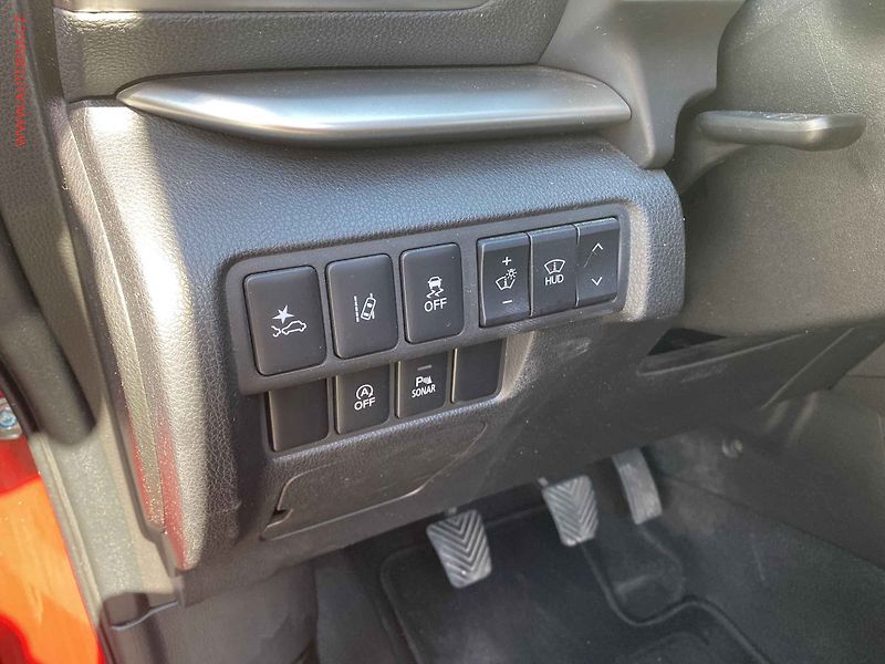Mitsubishi Eclipse Cross (2019) 1.5 T-MIVEC, LED, TZ, +ALU - fotka 15 z 19