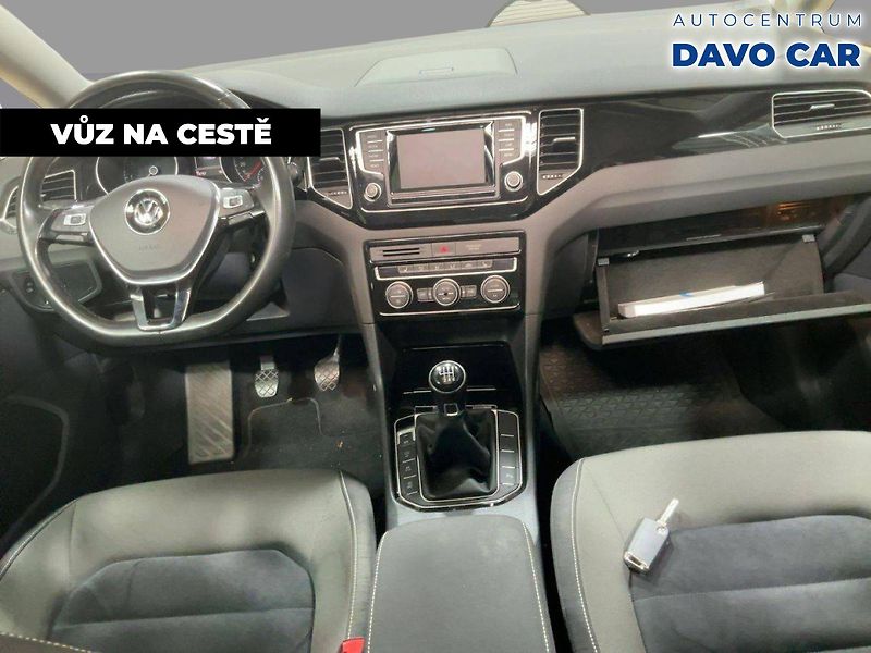 Volkswagen Golf Sportsvan 1,4 TSI 92kW Highline Panorama - fotka 3 z 10