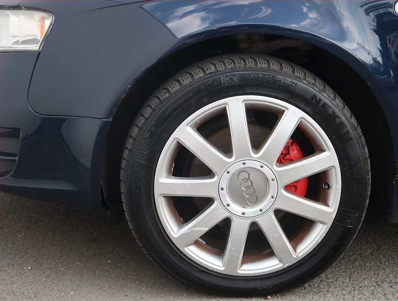 Audi A4 (2005) 2.0 TDI, po STK, Tažné - fotka 14 z 19