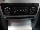 Škoda Octavia (2010) 2.0 TSI, servis.kniha, AC - náhled 13
