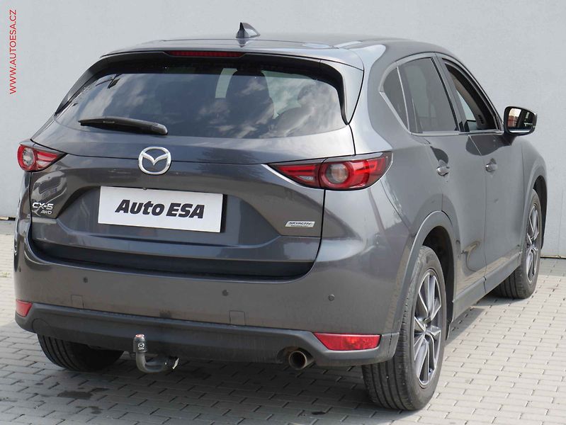 Mazda CX-5 (2018) 2.2 Skyactiv-D 4x4, AT, LED - fotka 4 z 20