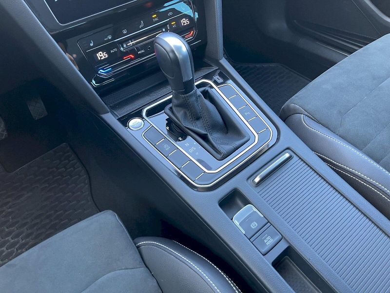 Volkswagen Passat (2020) 2.0 TDI 147kW 4MOT DSG Eleganc - fotka 11 z 35