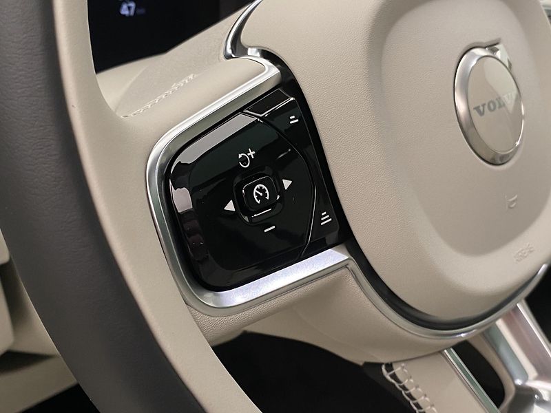 Volvo XC90 (2026) T8 AWD Plug-in BRIGHT PLUS 7m - fotka 29 z 71