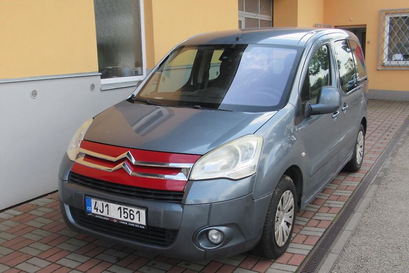 Citroën Berlingo MultiSpace 1.6 HDi KLIMA - fotka 8 z 12