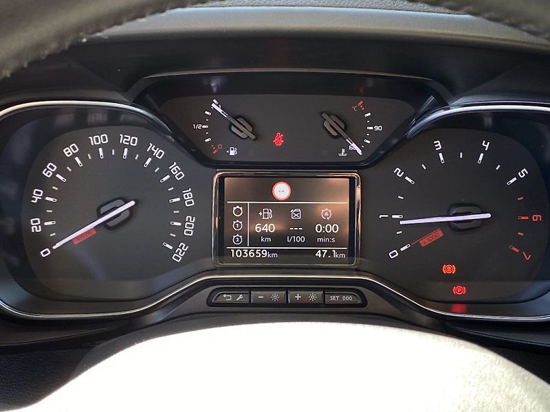 Toyota ProAce City Verso 1.5D, ČR-1m, Family L2, DPH - fotka 16 z 32