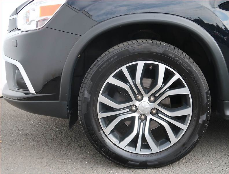Mitsubishi ASX (2017) 1.6 MIVEC, Serv.kniha, Navi - fotka 14 z 20
