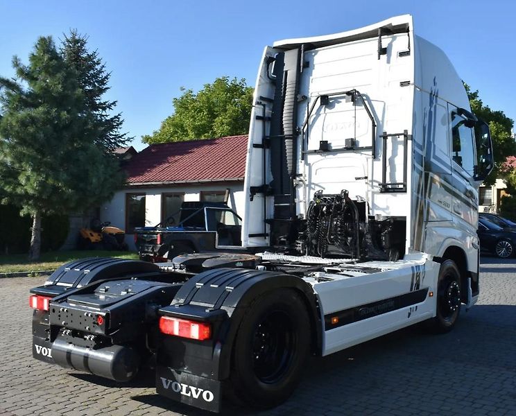 Volvo FH (2023) 500 tahač EURO 6 - fotka 6 z 22