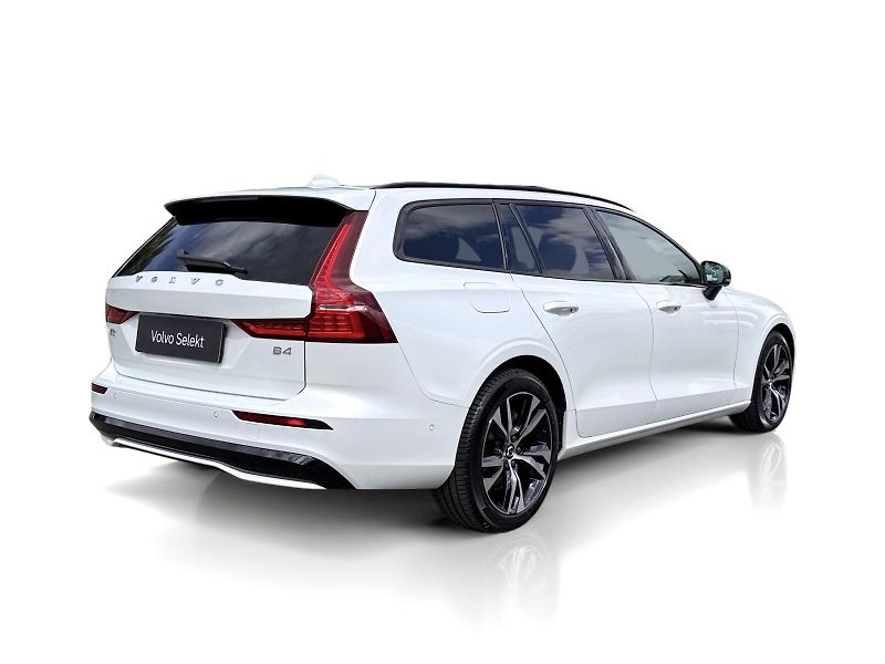 Volvo V60 B4 FWD // PLUS DARK + kola - fotka 5 z 54
