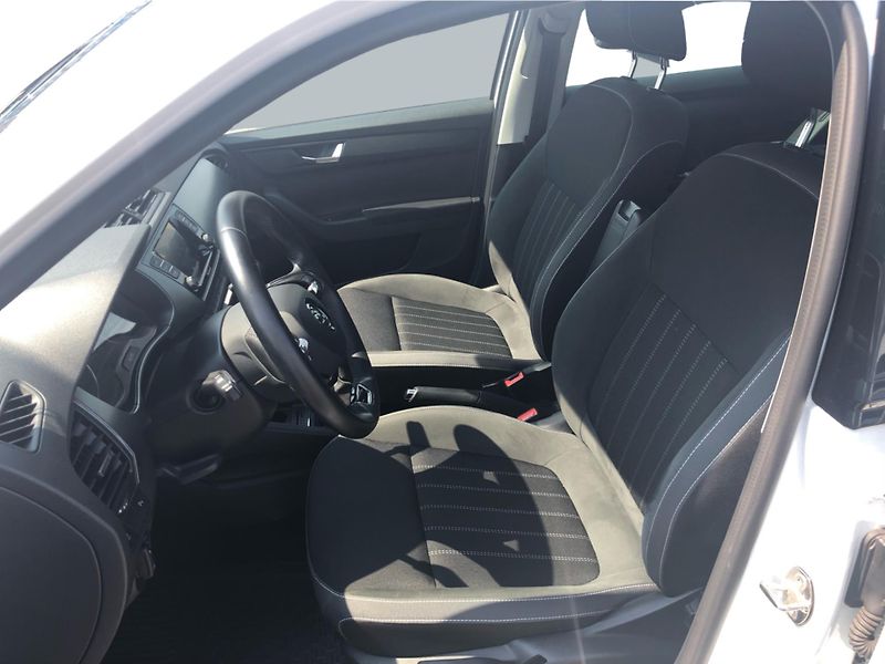 Škoda Fabia 1,0TSi 70kW STYLE PLUS - fotka 11 z 27