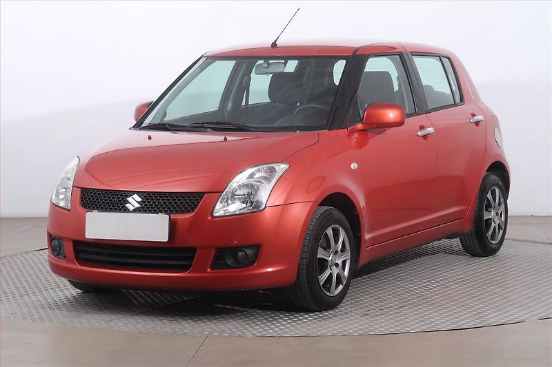 Suzuki Swift (2009) 1.3, po STK, rezervace - fotka 2 z 14