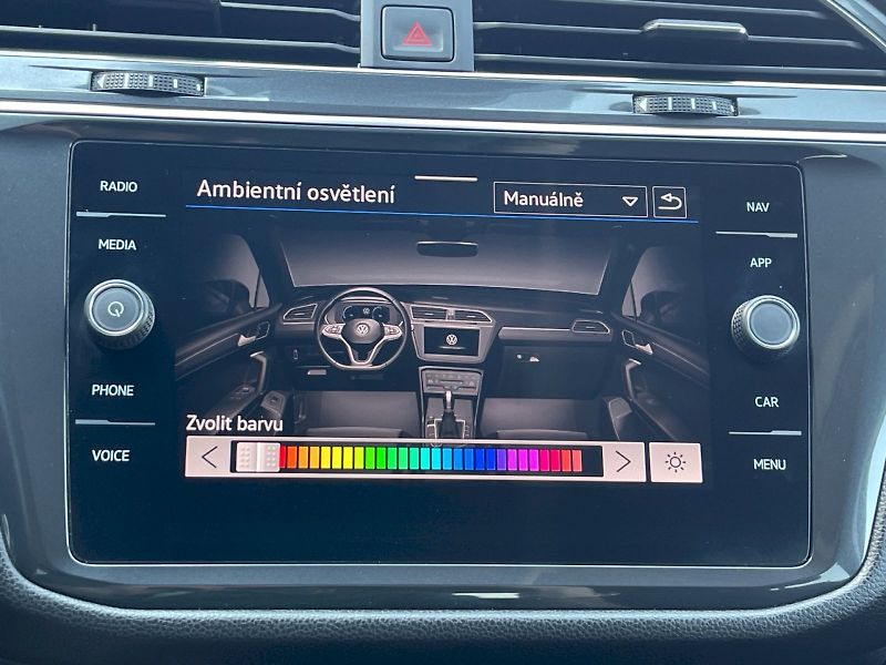 Volkswagen Tiguan Allspace (2023) 2.0 TDI 110 kW 4MOTION DSG Ele - fotka 17 z 34