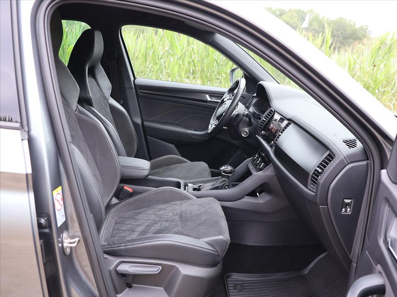 Škoda Kodiaq 2,0 TDI 147kW 4x4 CZ Sportline - fotka 12 z 30