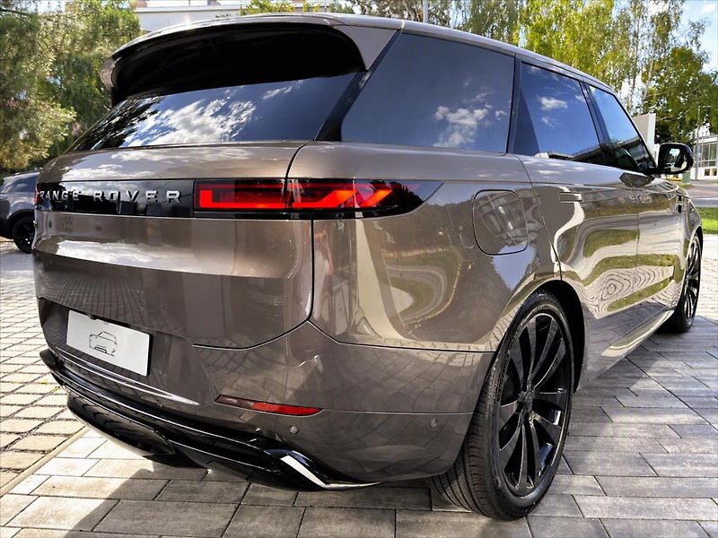 Land Rover Range Rover Sport (2026) 3,0 D300 DYNAMIC SE - fotka 8 z 32