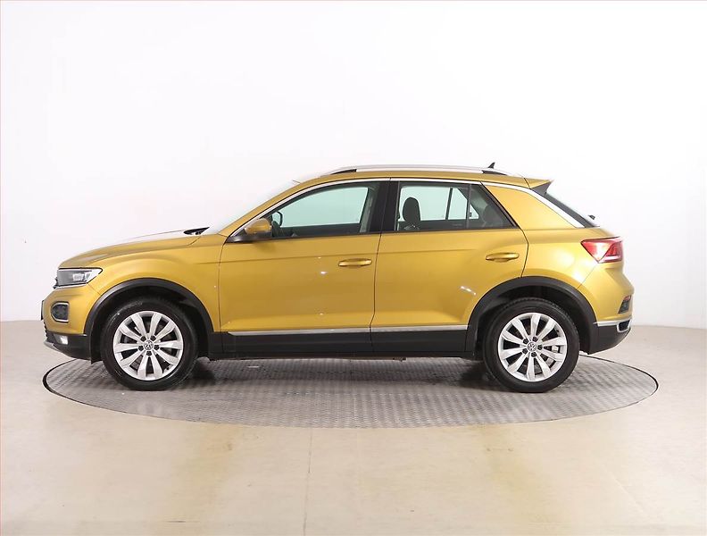 Volkswagen T-Roc (2018) 2.0 TDI 4Motion, 4X4, Automat - fotka 3 z 20