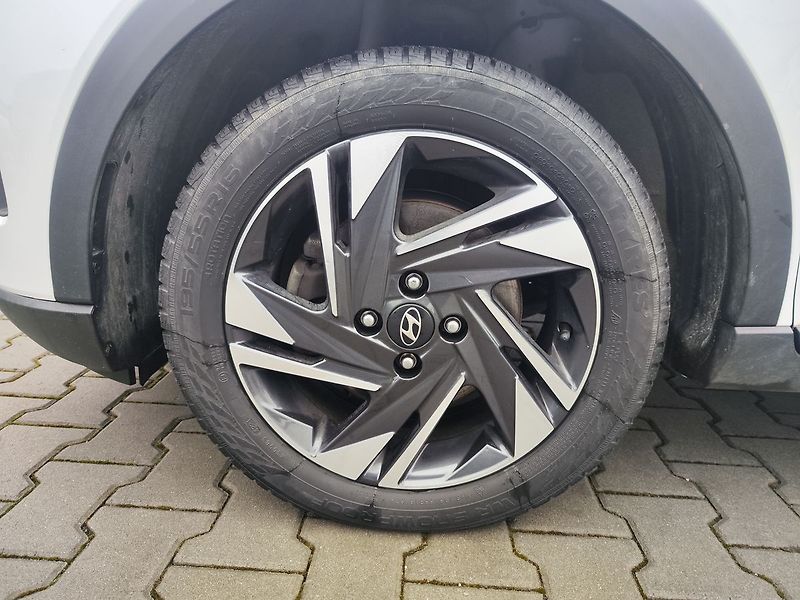Hyundai Bayon 1.0 T-GDI/74kW Comfort DCT - fotka 25 z 25
