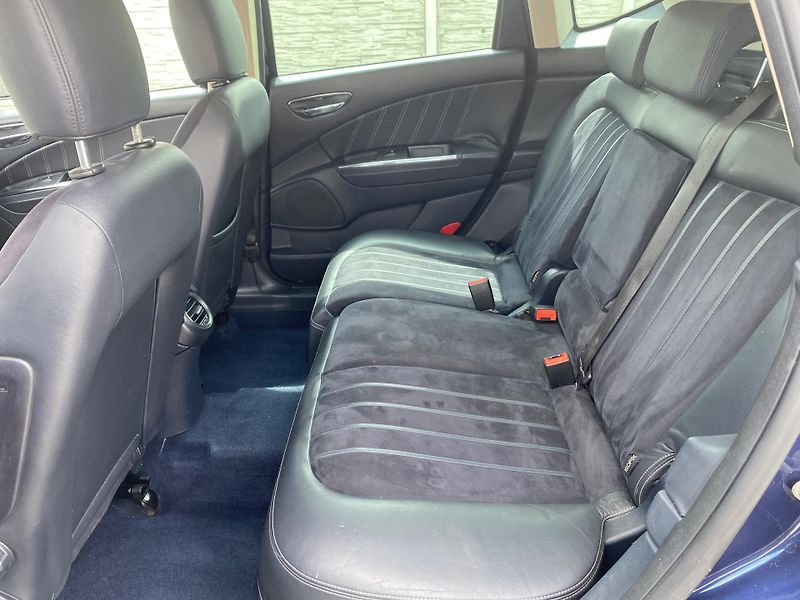 Lancia Delta 2.0JTD 165PS SPORT NAVI SERVIS - fotka 103 z 169