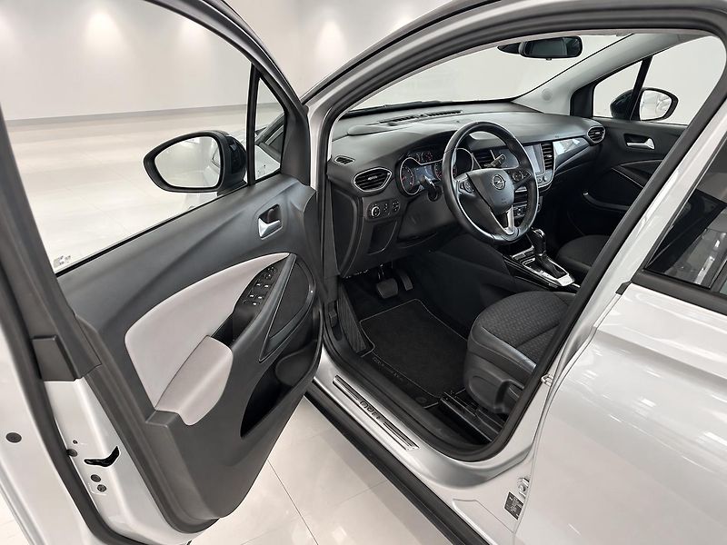 Opel Crossland X (2017) - fotka 19 z 23