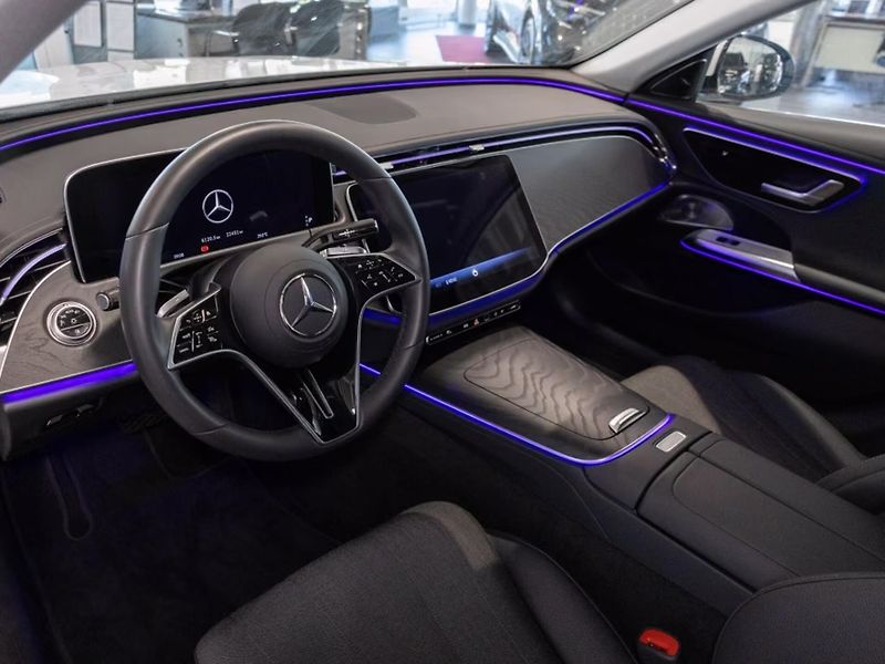 Mercedes-Benz Třídy E 220d Avantgarde Burm Taž Distr - fotka 8 z 20