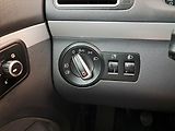 Volkswagen Touran (2012) 1.6 TDI, Navi, Tempomat - náhled 19