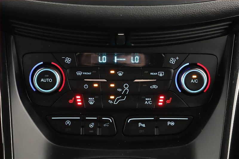 Ford Kuga (2017) ST-Line 2.0 TDCi, 4X4 - fotka 12 z 20